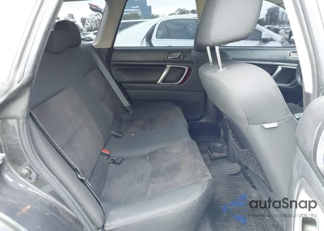 2009 Subaru Outback 2.5I z USA, uszkodzony, nr VIN 4S4BP61C697342729